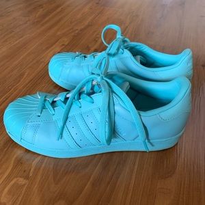 Adidas Superstar Sneakers